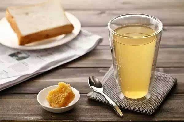 蜂蜜水什么时候喝最好