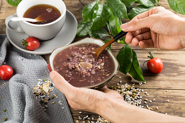 怎样煮绿豆汤解毒效果最佳 解毒效果好的绿豆食疗方