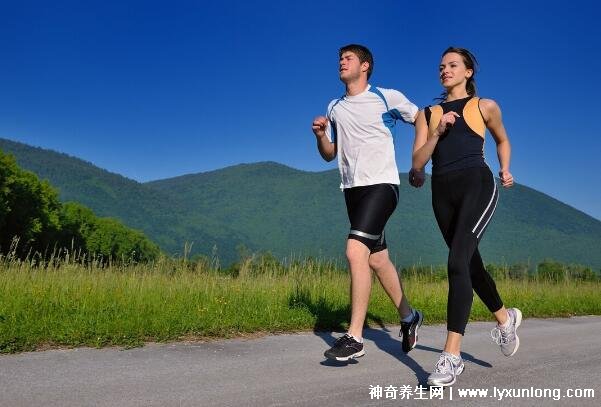 跑步多久才能起到減肥的作用，每周3-4次每次30-60分鐘