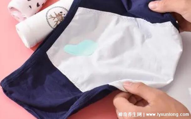 看内裤就知道快来月经了，白带增多/褐色分泌物(怀孕初期看内裤)